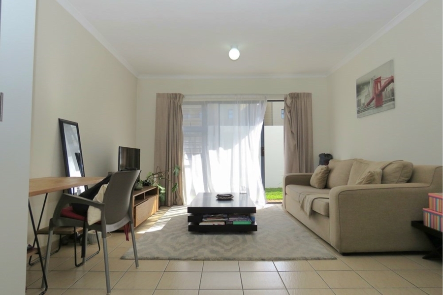 To Let 2 Bedroom Property for Rent in Parklands Western Cape